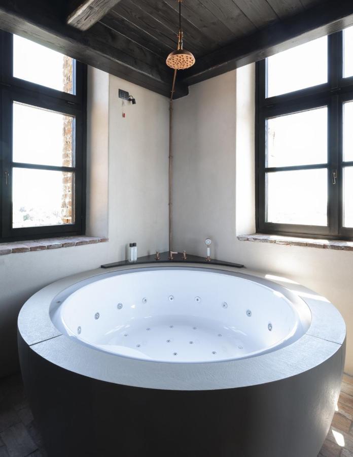 Rocca Di Arignano Hotell Eksteriør bilde